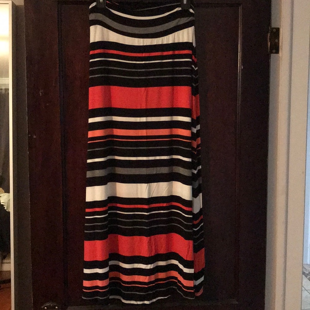 Maxi skirt